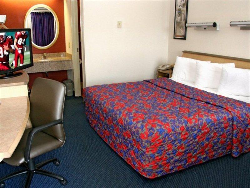 Red Roof Inn Plus+ Philadelphia Airport Essington Pokoj fotografie